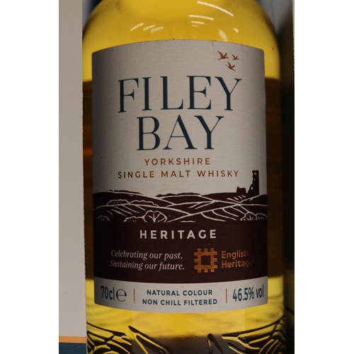 1107 - Spirit of Yorkshire Distillery, Filey Bay - English Heritage special edition, Single Malt Whisky, 70... 