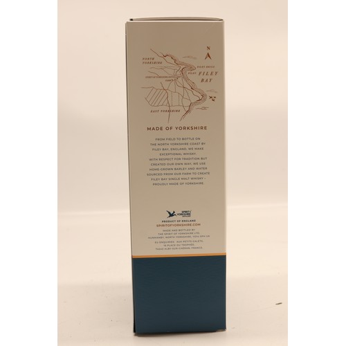 1107 - Spirit of Yorkshire Distillery, Filey Bay - English Heritage special edition, Single Malt Whisky, 70... 