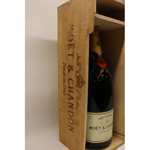 1091 - Moët & Chandon Brut Impérial Champagne; Methuselah-sized 6,000ml btl, 12%vol, with stamped wood pres... 