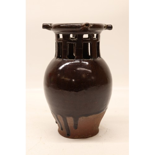 1007 - Puzzle Jug, slipware, treacle drip glaze, H22cm
Bradley's Shipping £38.00 plus vat (UK Only)