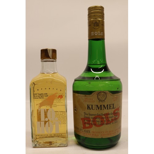1095 - T.Q. Hot, Gold Tequila with Mexican Spice & Citrus, 375ml, 35%vol, now discontinued; with Kummel's B... 