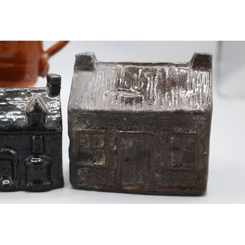 1079 - David Cleverly mouse ware miniature teapot with mouse embedded into the lid; slipware money box in t... 