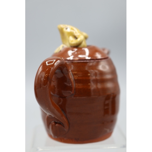 1079 - David Cleverly mouse ware miniature teapot with mouse embedded into the lid; slipware money box in t... 