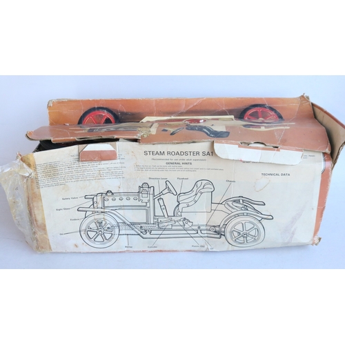15 - Mamod SA1 Steam Roadster, model in fair/good overall condition, some corrosion (please see photos), ... 