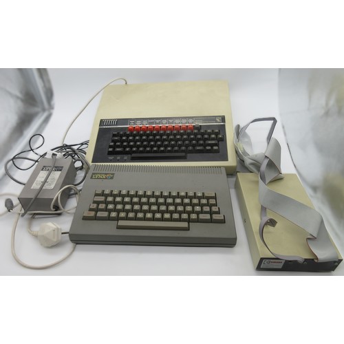 Two vintage computers incl. BBC Microcomputer Acorn BBC Micro Model B ...