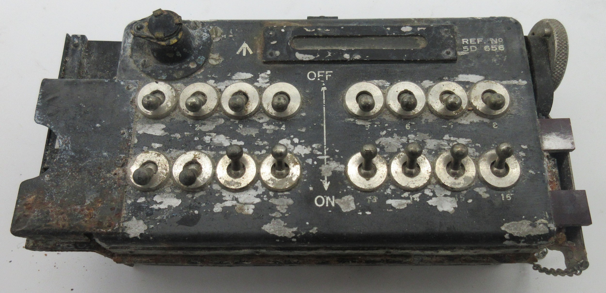 Mixed collection of militaria/miscellaneous items to incl. World War II ...