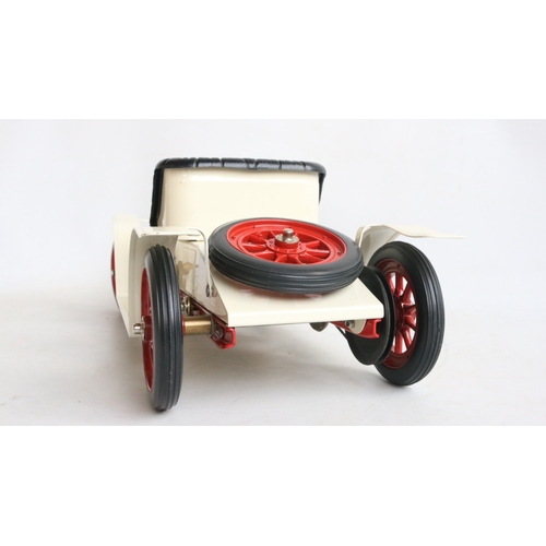 17 - Boxed Mamod SA1 Steam Roadster model in excellent little used condition (likely never run as no scor... 