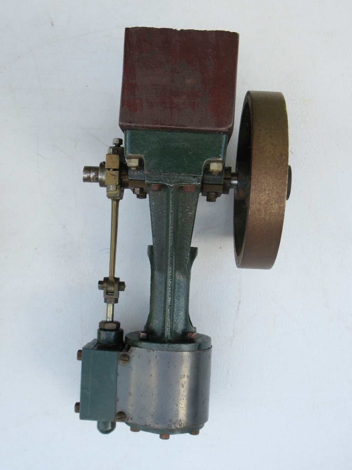 Three vintage stationary steam models, 1x by ESL model makers England ...