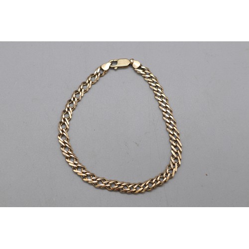 11 - Stamped 9ct yellow gold double squared curb link chain bracelet 8