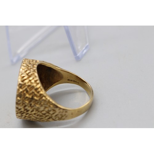 25 - Edward the VII 1903 1/2 Sovereign Ring with 9ct stamped bark effect setting. Size Y, weight 15g
Brad... 