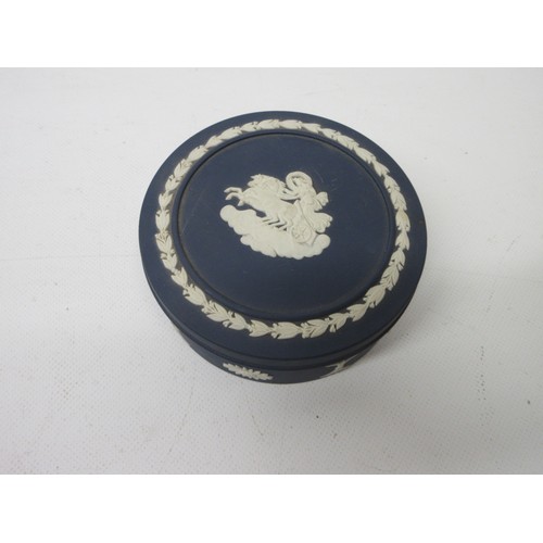 713 - Wedgwood Jasperware pin dishes and trinket boxes incl. Churchill plate; navy trinket box; lilac trin... 