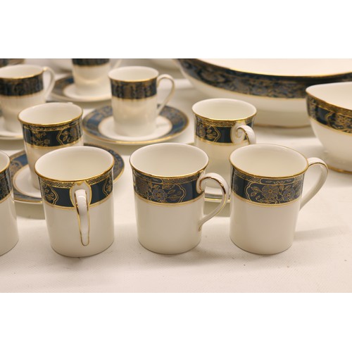 406 - Royal Doulton Carlyle dinner, tea and coffee ware; incl. 14x dinner plates, 12x side plates, 12x des... 