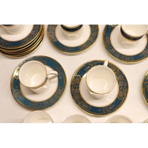 406 - Royal Doulton Carlyle dinner, tea and coffee ware; incl. 14x dinner plates, 12x side plates, 12x des... 
