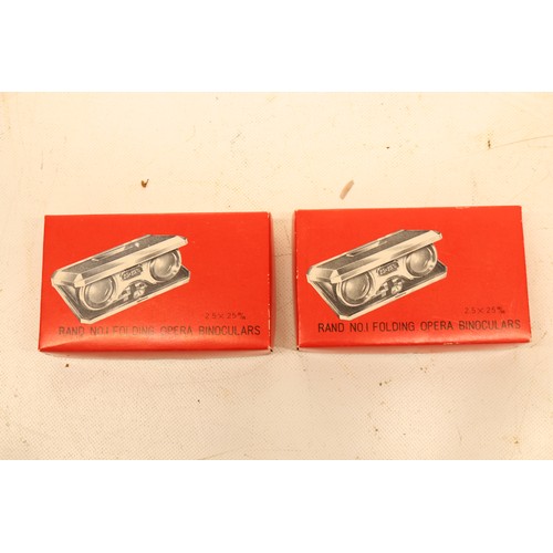 328 - Silver plate incl. The Jeweller's Collection oval serving platter approx. W42cm & matching glass-lin... 