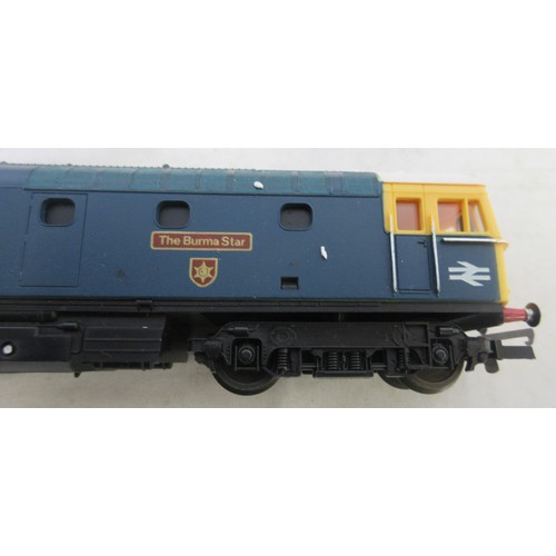 57 - Seven OO gauge Class 33 diesel locomotives by Lima to incl. 'Captain Bill Smith RNR', 'The Burma Sta... 