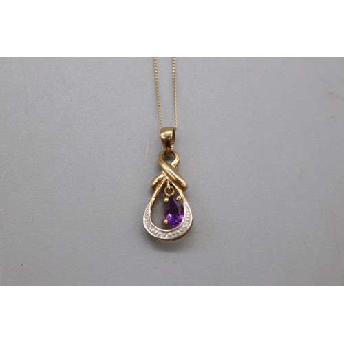 59 - Lot comprising a hallmarked 9ct yellow gold bar brooch set with a claw-set amethyst and seed pearl c... 