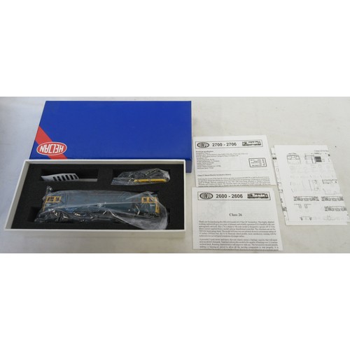 49 - Three OO gauge diesel electric locomotive models by Heljan to incl. 1x D8529 BR Blue (full yellow en... 