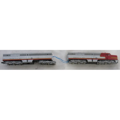 30 - Eight boxed American N gauge electric steam locomotive models from various makers incl. Rivarossi, C... 