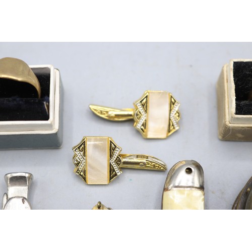 51 - Two 9ct gold signet rings, shanks stamped .375, gross weight 6.1g; brass military type compass with ... 