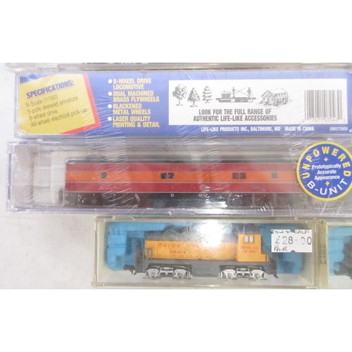 28 - Ten boxed N gauge American electric steam locomotive models from Atlas and Life Like incl. 'Union Pa... 