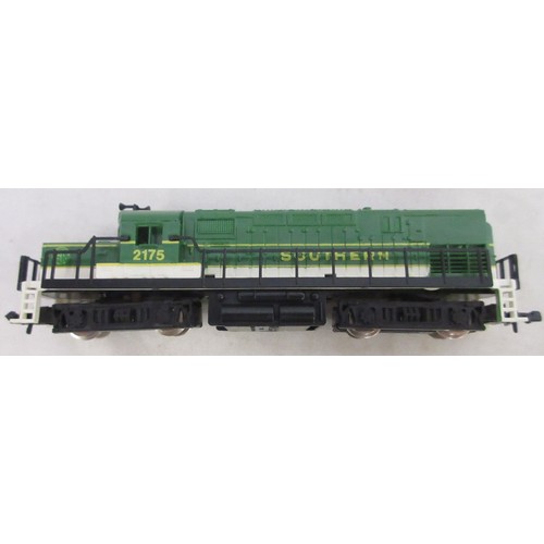 28 - Ten boxed N gauge American electric steam locomotive models from Atlas and Life Like incl. 'Union Pa... 