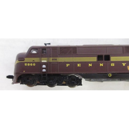 28 - Ten boxed N gauge American electric steam locomotive models from Atlas and Life Like incl. 'Union Pa... 