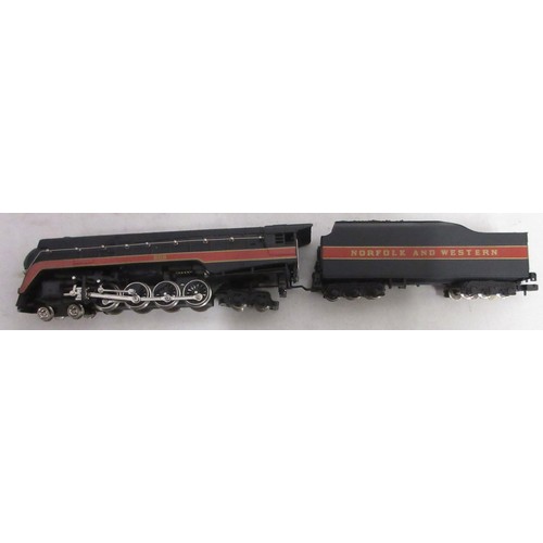 31 - N gauge metal USRA 4-6-2 Pacific 'Baltimore & Ohio' steam locomotive by Model power, also incl. Norf... 