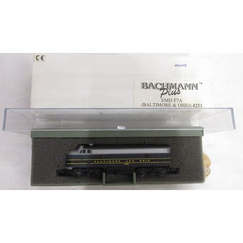 31 - N gauge metal USRA 4-6-2 Pacific 'Baltimore & Ohio' steam locomotive by Model power, also incl. Norf... 