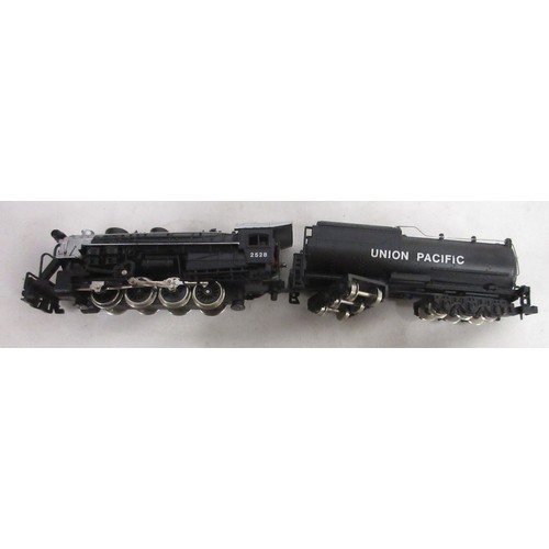 33 - Eight boxed N gauge steam locomotive models from Bachmann incl. Overland 4-8-4 & tender, models in v... 