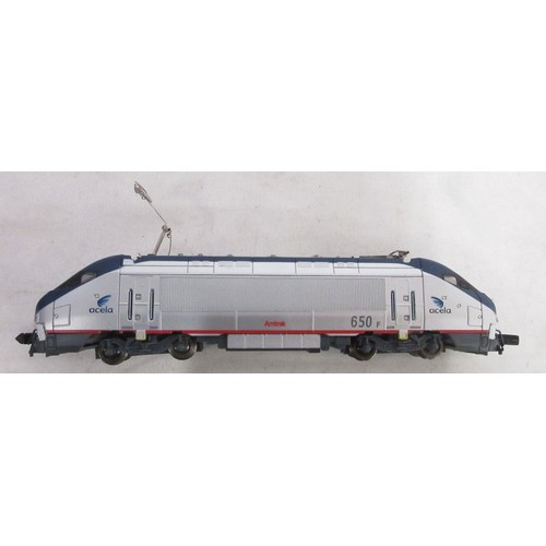 34 - Collection of N gauge 'Amtrak' loco, boxcars and coaches, mostly by Con-Cor to incl. HHP-8 Loco (DCC... 