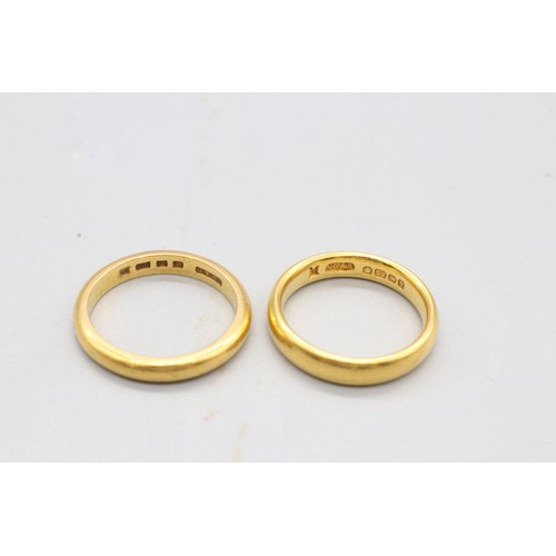 2 - Hallmarked 22ct yellow gold court wedding bands, comprising one 4mm court fit ring, size M, weight 6... 