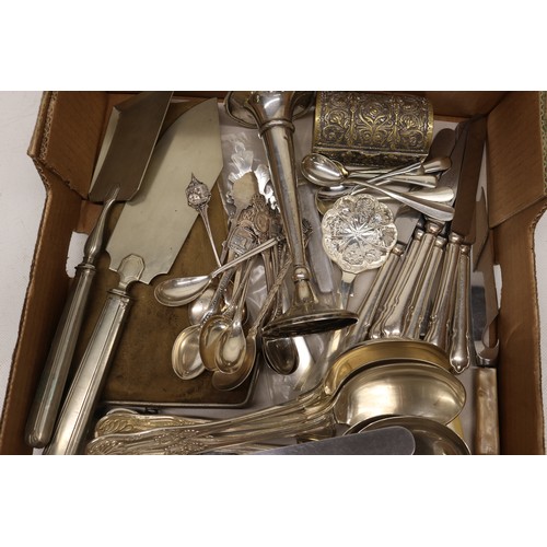 329 - Collection of silver plate & metal items comprising Art Nouveau chased brass jewellery trinket chest... 