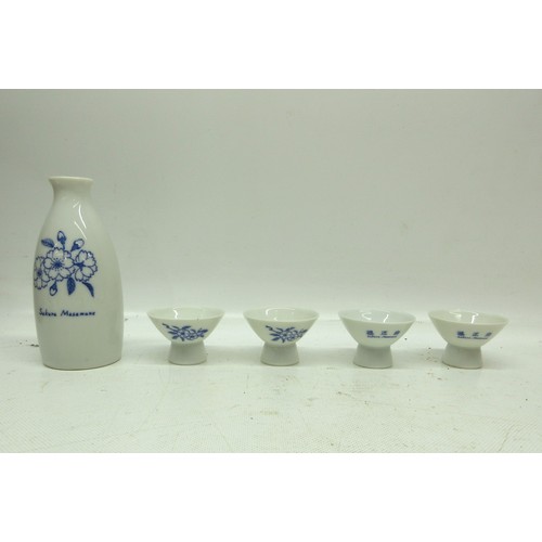 292 - Collection of ceramics, dinnerware and novelty items incl. porcelain Myott cups and plates, 'Country... 