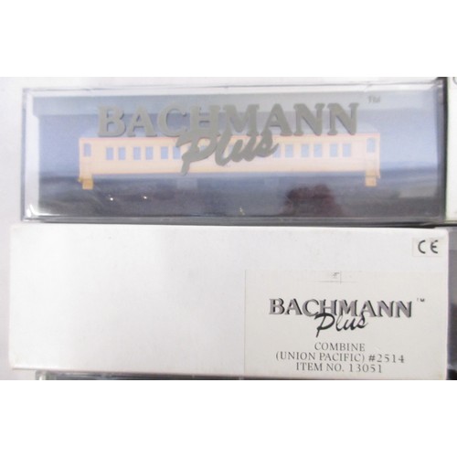 36 - Assorted collection of boxed N gauge railway coaches from various makers incl. Bachmann, Atlas, Riva... 