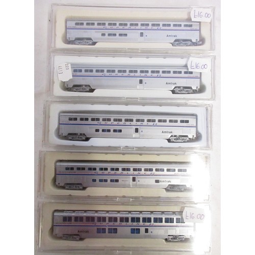 37 - Assorted collection of boxed American N gauge railway coaches/cars mostly from Bachmann and Con-Cor ... 