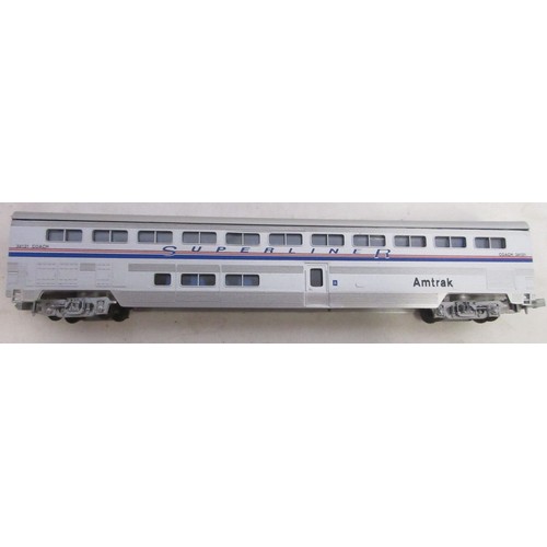 37 - Assorted collection of boxed American N gauge railway coaches/cars mostly from Bachmann and Con-Cor ... 