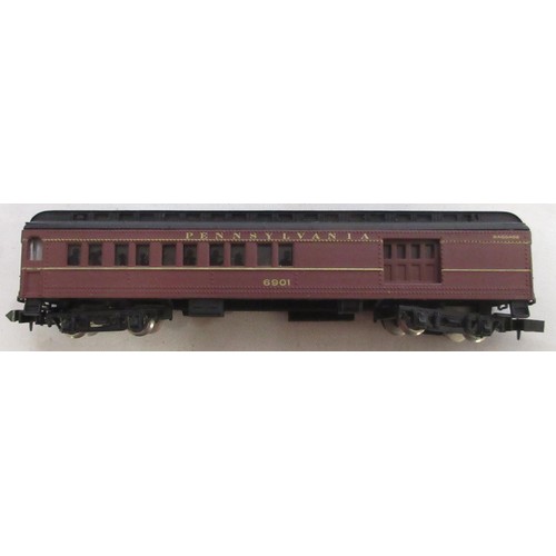 38 - Assorted collection of boxed N gauge railway coaches mostly from Rivarossi and Con-Cor, examples inc... 