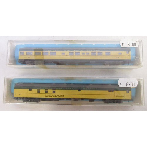 39 - Assorted collection of boxed American N gauge railway coaches mostly from Rivarossi, Atlas and Con-C... 