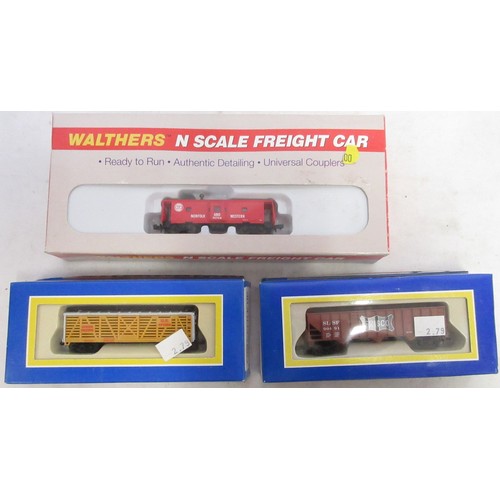 42 - Assorted collection of mostly boxed American N gauge rolling stock from Bachmann (1860 Old Timers), ... 
