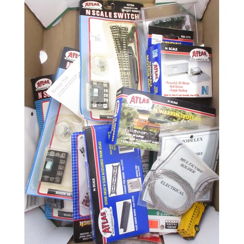 47 - Collection of mostly N gauge model railway accessories in storage drawers to incl. Model Power track... 