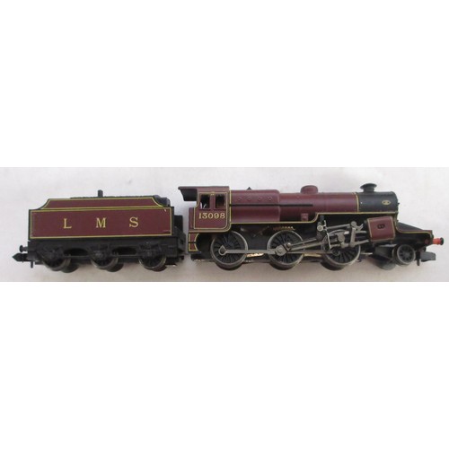 48 - Large assorted collection of N gauge diesel and steam locomotives, rolling stock and good wagons etc... 
