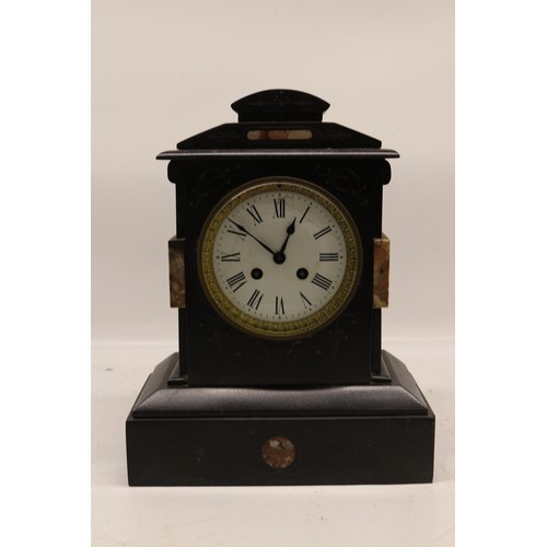 919 - French slate and variegated marble mantle clock, 4 1/4
