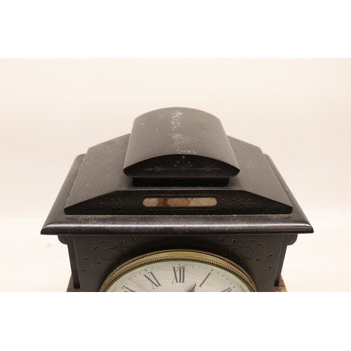 919 - French slate and variegated marble mantle clock, 4 1/4