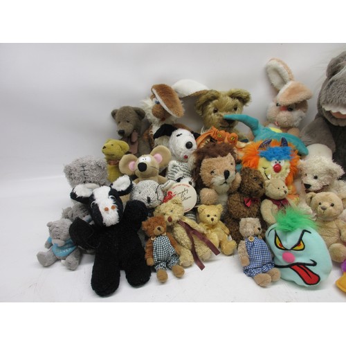 992 - Collection of teddy bears, badges and playing cards; incl. TY Beenie Babies, with tags - Scoop, Ring... 