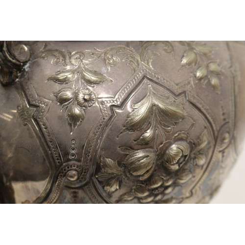 729 - Silver plated samovar, gadrooned borders, embossed floral decoration, dual handles, H43.5cm
Bradley'... 