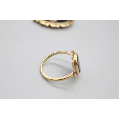 13 - Hallmarked 9ct yellow gold onyx jewellery set comprised of oval cut onyx ring with scrollwork border... 