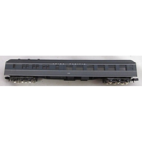 40 - Assorted collection of boxed N gauge railway coaches mostly from Rivarossi and Con-Cor, some Bachman... 