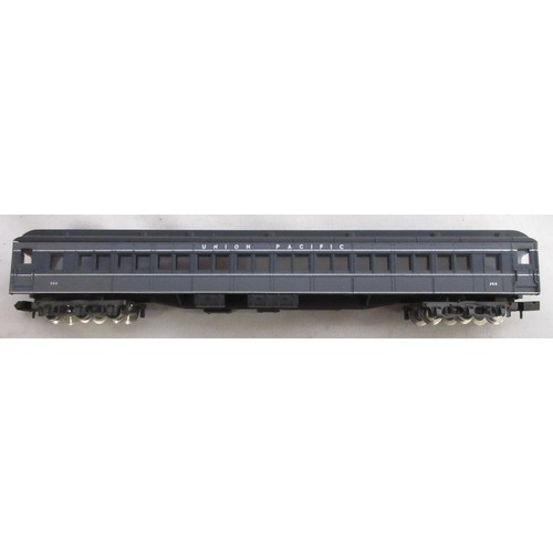 40 - Assorted collection of boxed N gauge railway coaches mostly from Rivarossi and Con-Cor, some Bachman... 