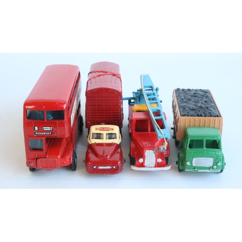 Collection of small scale vintage diecast models and model sets to ...