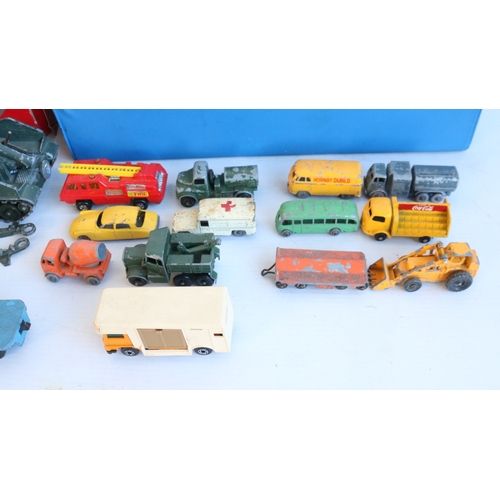 Mixed collection of boxed and unboxed car and vehicle models, various ...